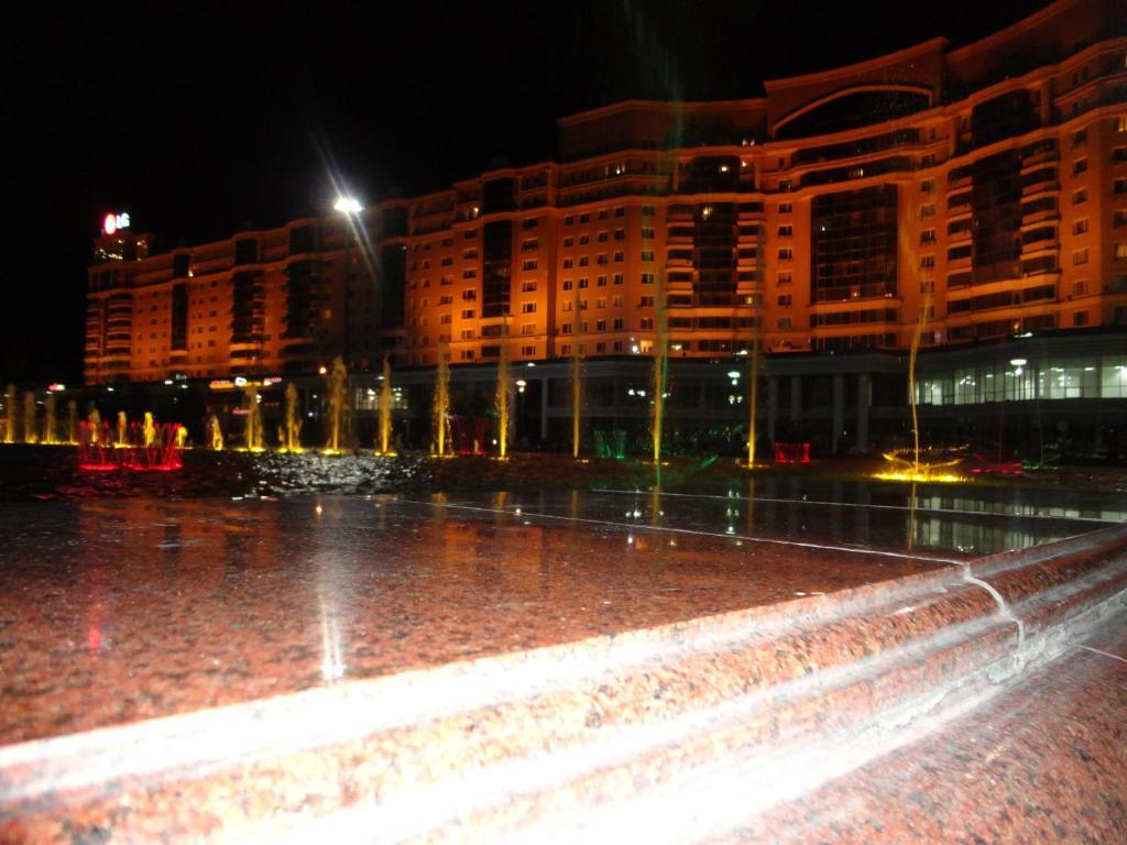 Belon Lux Hotel Astaná Exterior foto